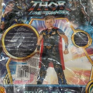 Thor Love and Thunder Kids Costume size 4 with mask/hat and hammer